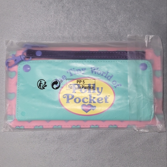 Polly Pocket Wristlet Wallet - Picture 3 of 16